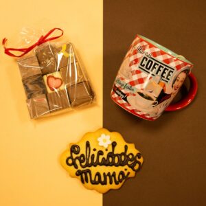Taza Mujer Coffee + Bombones + Galleta Escrita