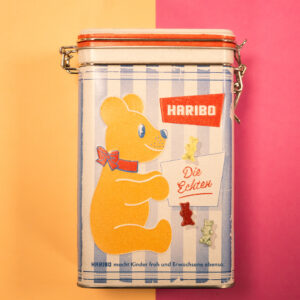 Lata Oso Haribo con 300g de Galletas
