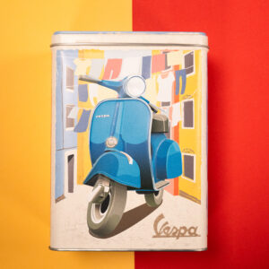 Lata Vespa con 500g de Galleta