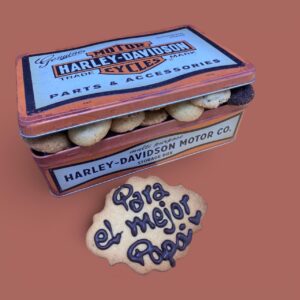 Lata Harley con galletas