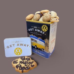 Lata Wolksvaguen con galletas