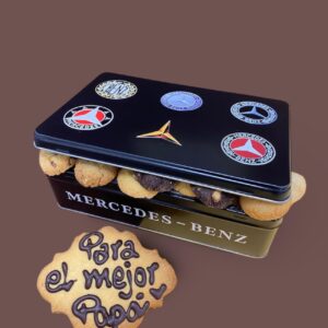 Lata Mercedes con galletas